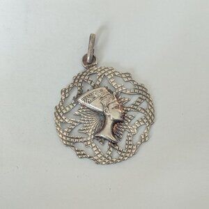 Nefertiti Egyptian Sterling Silver 925 Medallion Vintage Estate Pendent Necklace
